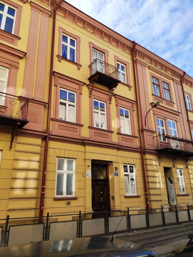 City-Center Apartment Przemysl Bagian luar foto